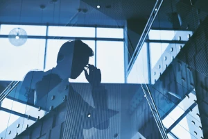 Jak wybierać serum z witaminą C: skuteczność, stężenia i najlepsze produkty dla różnych typów skóry